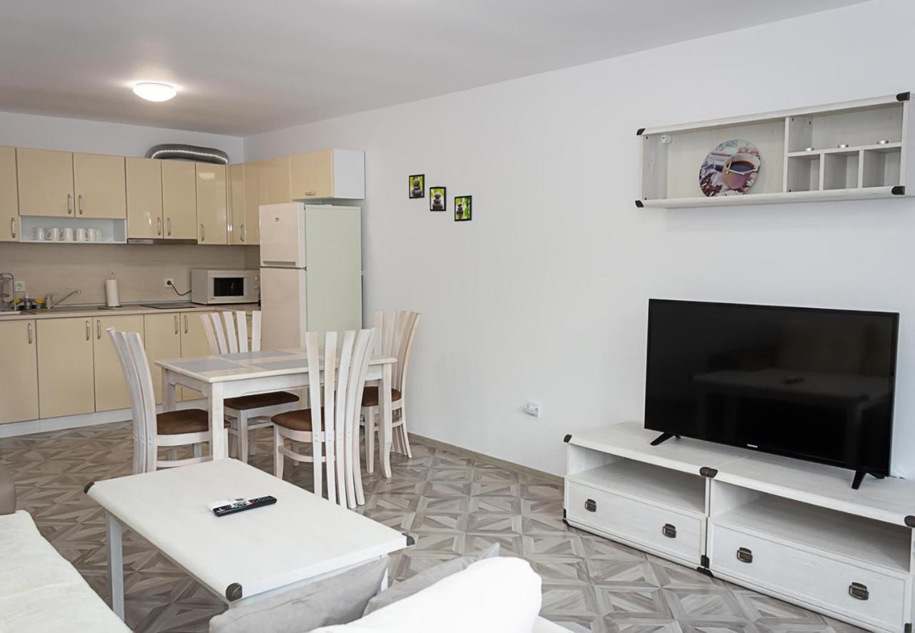 Apartment Lilia Kavarna Buitenkant foto